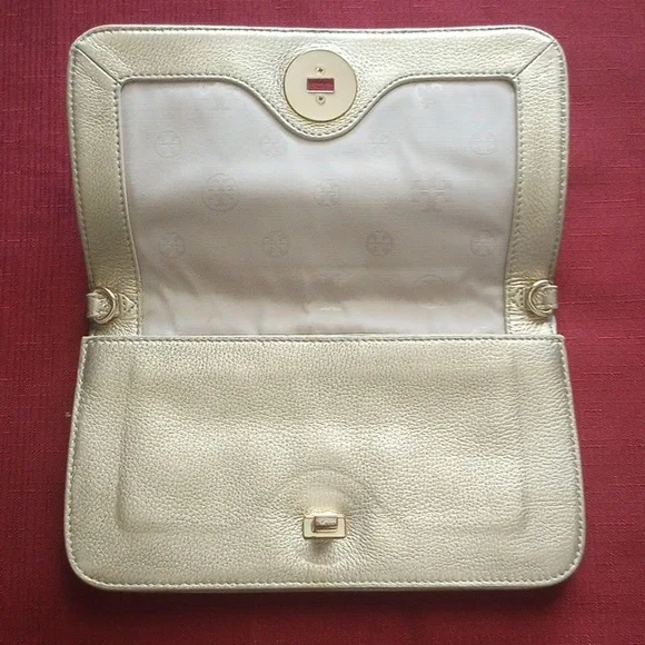 Tory Burch Gold Clutch..No Straps - Picture 5 of 11